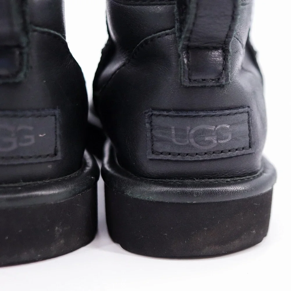 UGG Classic Ultra Mini Leather‎ Boot Womens Size 6 Black 1117534 Ankle Booties
